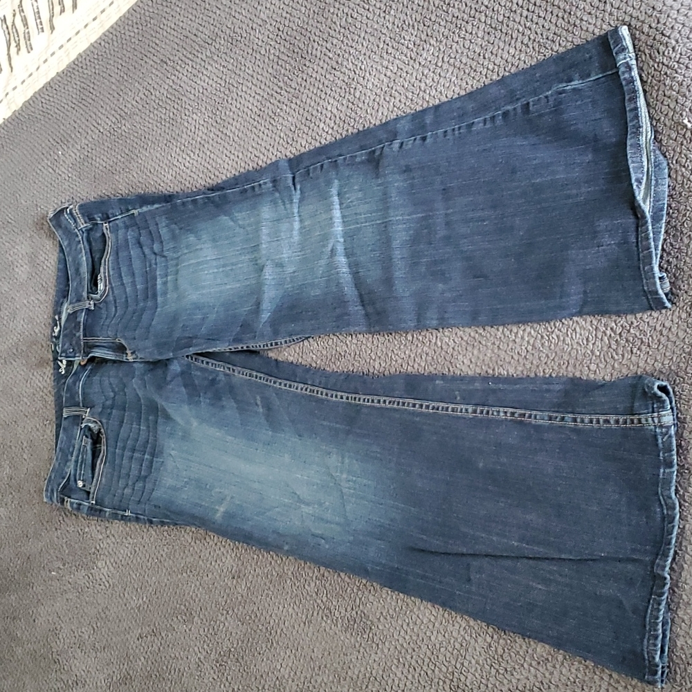 American Eagle Outfitters hipster boyfriend style jean.